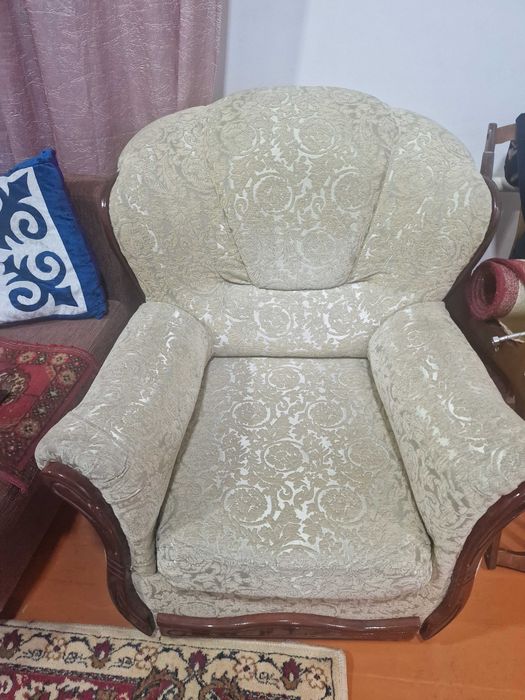 2 Дивана и кресла