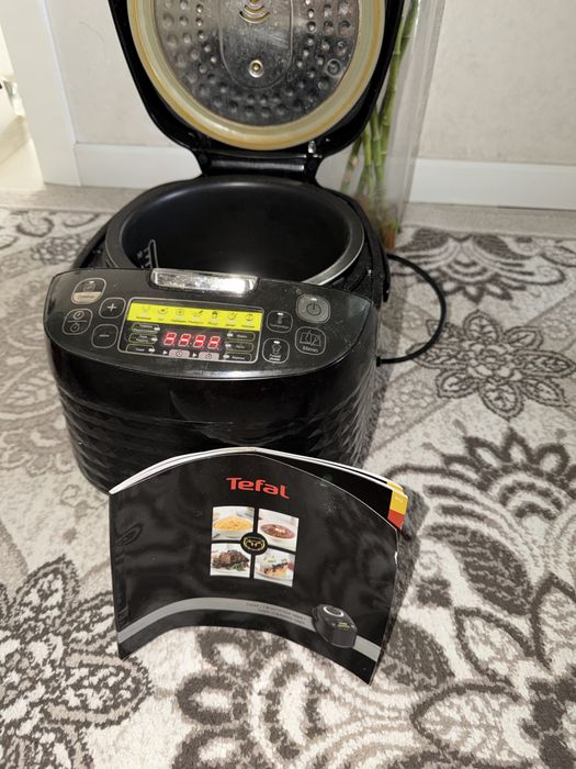 Умная мультиварка Tefal RK745832 со сферической чашей + Книга рецептов