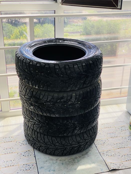 Продам шины 215/60R16