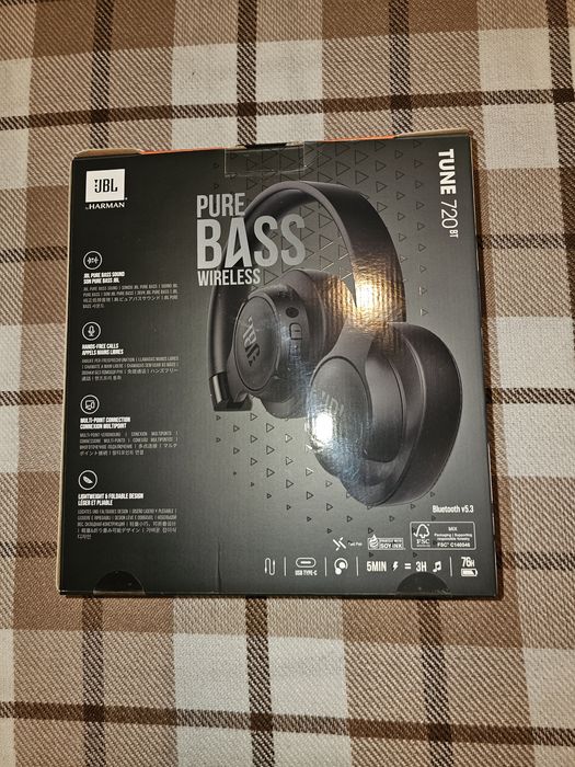 Наушники JBL Tune 720ВТ черный