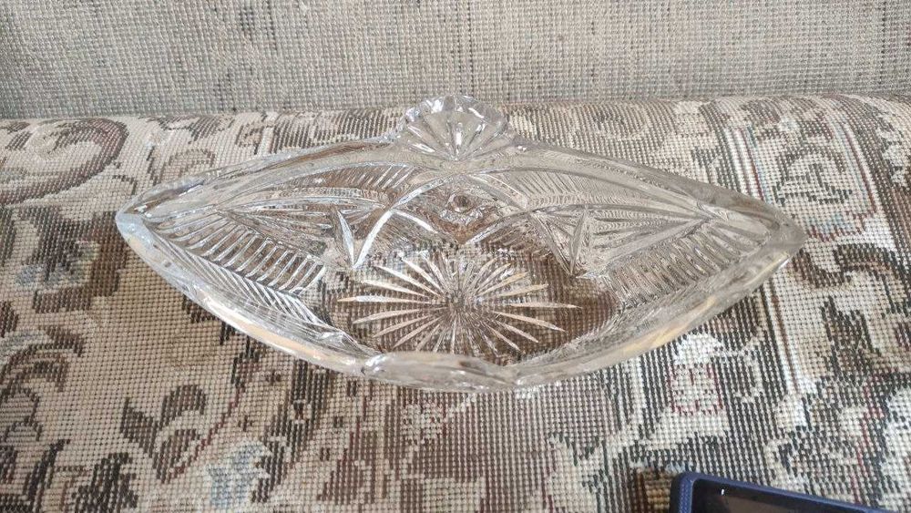 Продам Красивые вазы лодка хрусталь