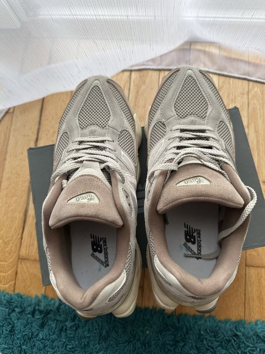 Adidasi New Balance 9060