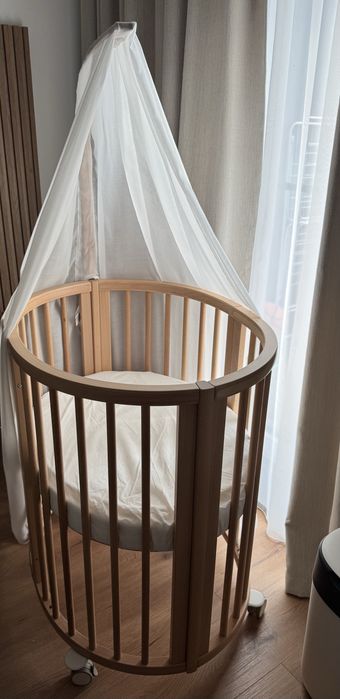 Patut 0-6 luni Stokke  Sleepi mini v3 cu saltea si cearceaf - natur