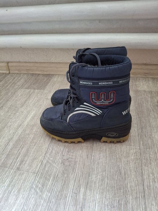 Продам кроссовки и полуботинки