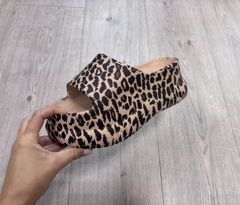 Saboti/papuci dama extrausori animalprint
