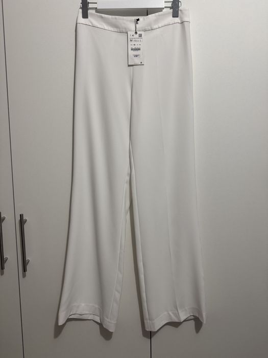 Pantaloni albi loose fit cu talie înaltă Zara mărimea M