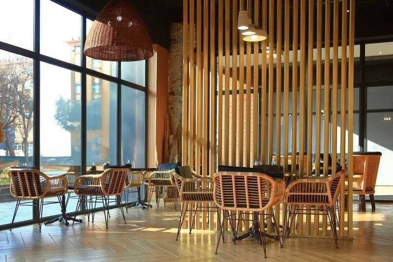 СДАЮ НЕЖИЛОЕ ПОМЕЩЕНИЕ! Под Ресторан - 382м2, ул. Т.Шевченко