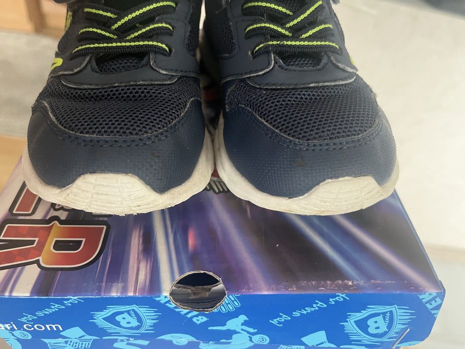 кроссовки на мальчика