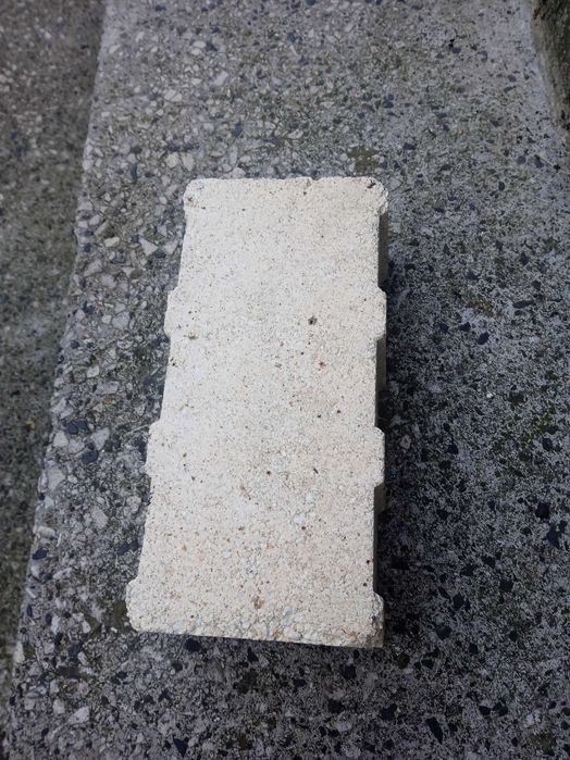 огнеупорни тухли