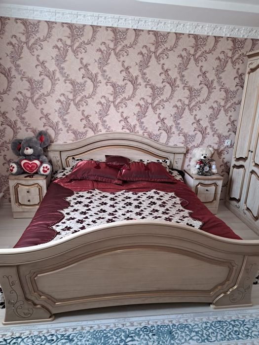 Спальный гарнитур