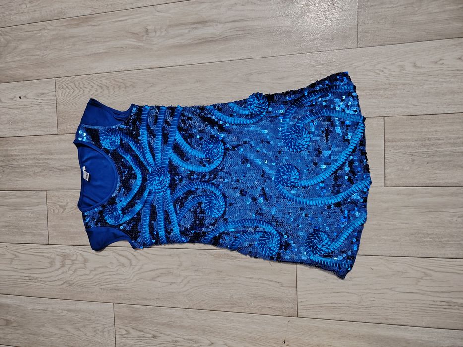 Блестящие платья