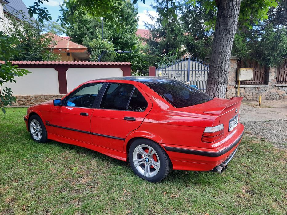 BMW 3 Series 1995 — imagine 3
