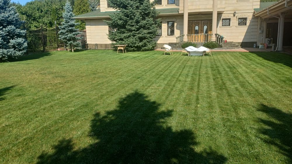 Садовник.Уборка территории