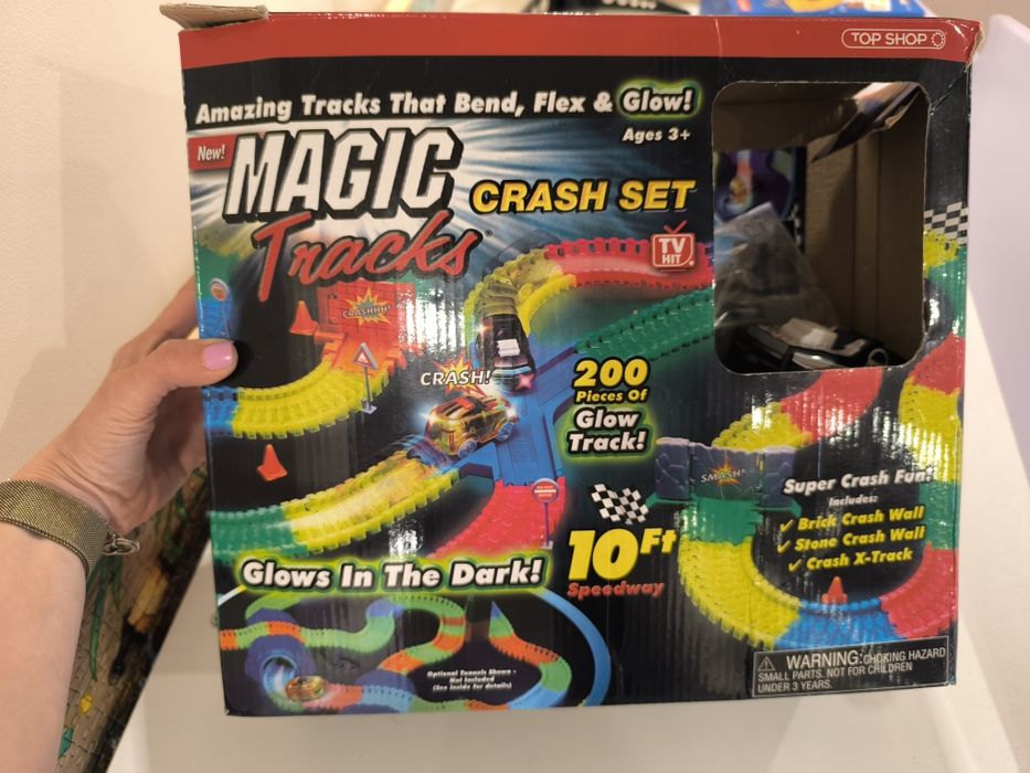 Magic tracks crash ser писта пълен комплект с бързи коли