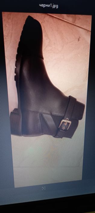 Нови черни боти,41 номер