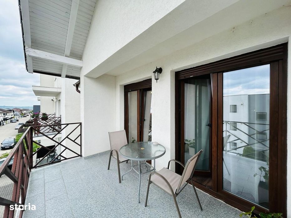 Apartament 3 camere cu POD amenajat - zona Simpa, C. Arhitectilor