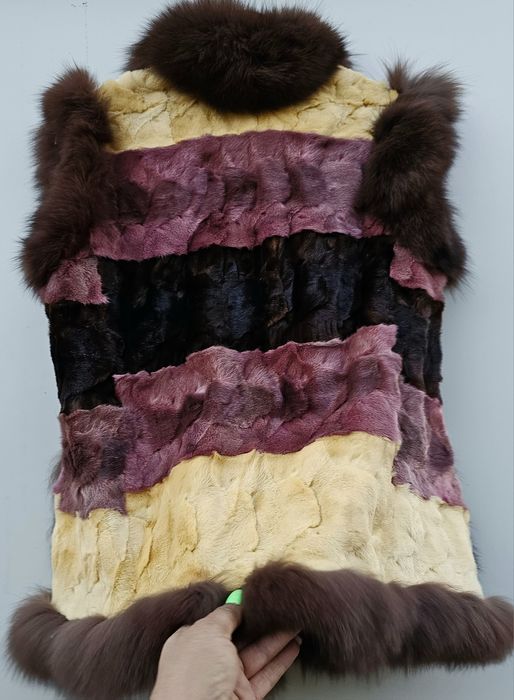 Уникален дамски елек естествен косъм лисица М размер