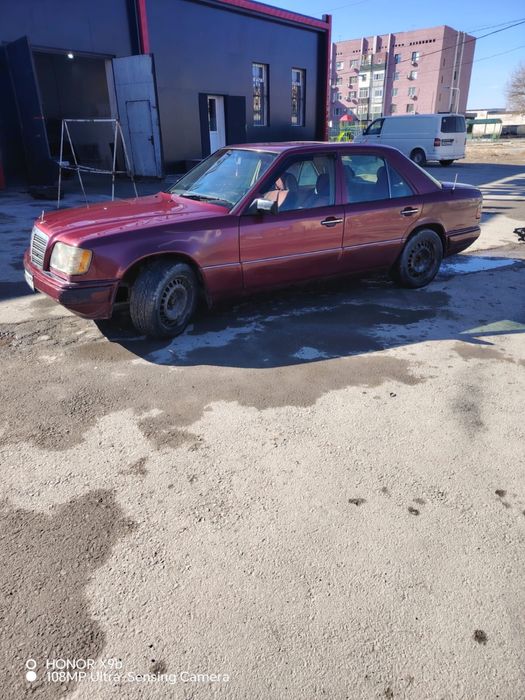Продается Mercedes-Benz W124