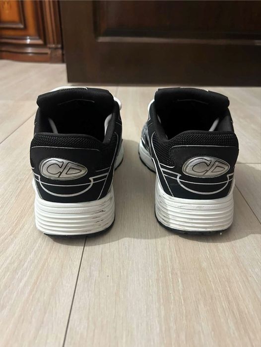 Dior b30 white/black
