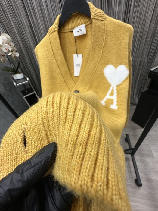 Cardigan pulover, AMI paris. Premium/TopQuality made china!