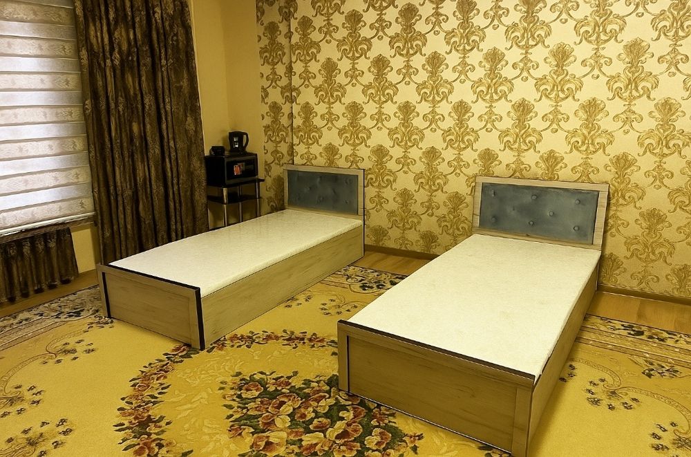 бир кишилик диван. Bir kishilik krovat sunduk. Одинарный кровать