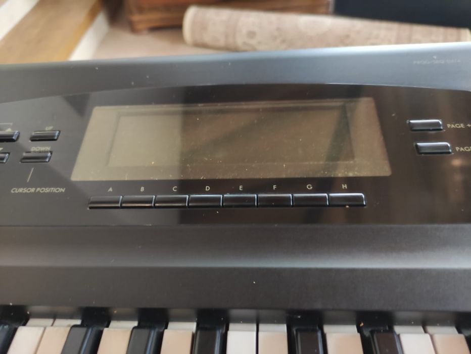 Синтизатор  KORG  01/Wfd