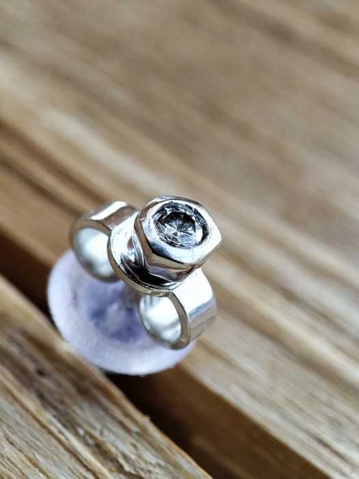 Cercel Piercing Aur Alb 14K Cu Diamant Cercei Piercing Cu Fluturas Nas