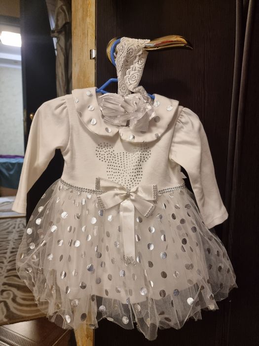 Продам детское платье.