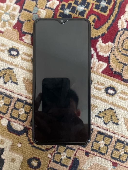 Vivo V2026 в чёрном цвете