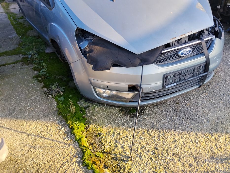 Bara fata, capota Ford S Max