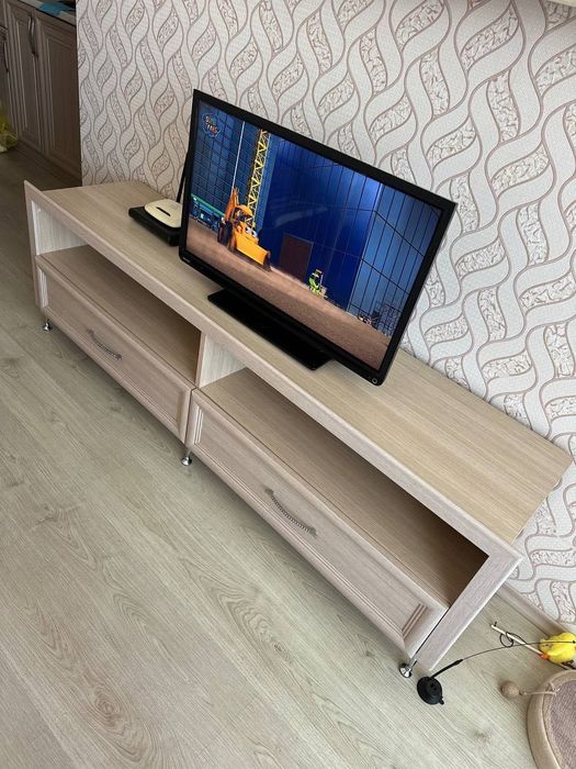 Шкаф за телевизор