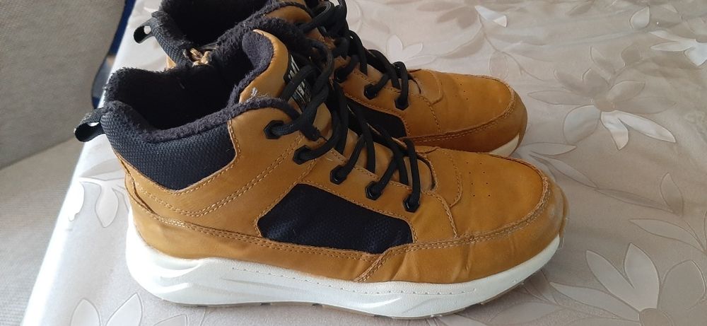 Детски боти за момче