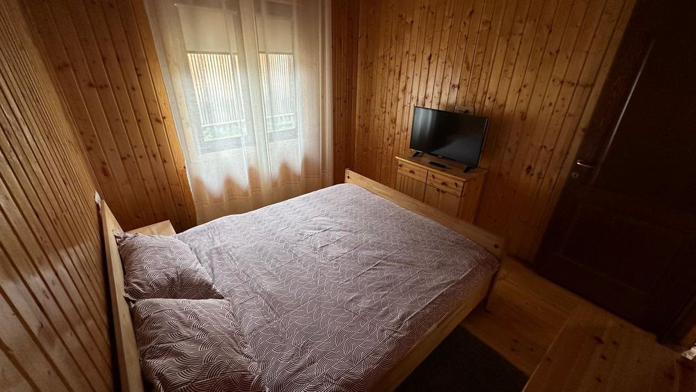 Cabana de inchiriat ,,Cabana Dan,, Dobra  Șugag