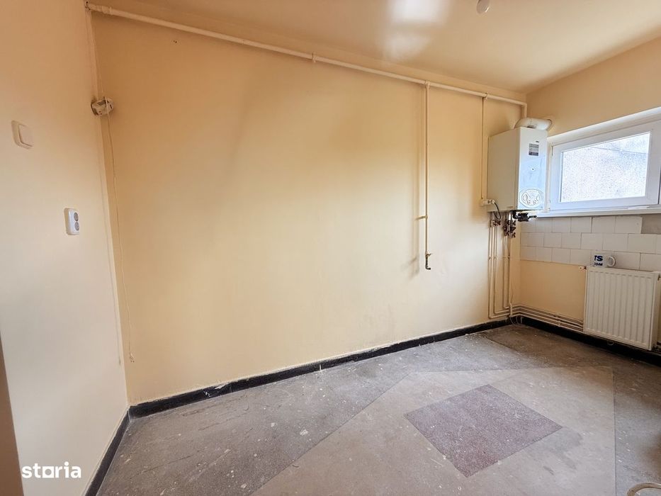 Vand apartament cu 2 camere, cu vedere superba, zona Semicentrala