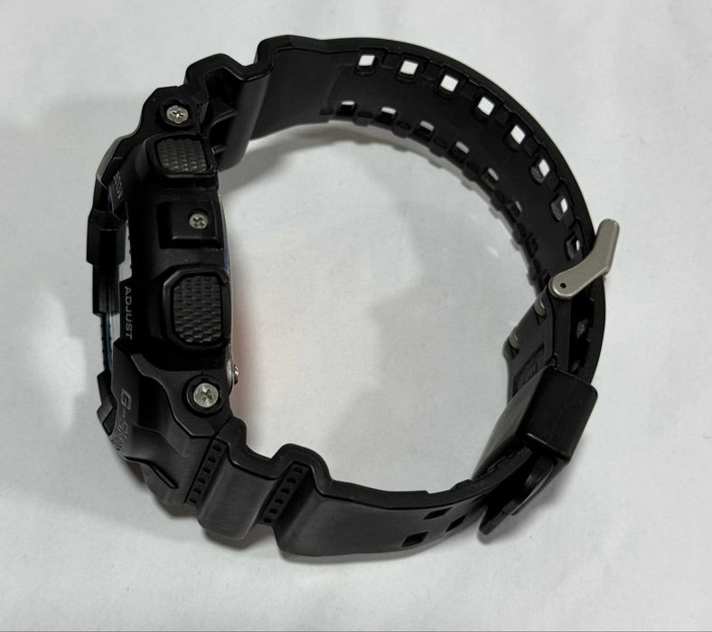 Часовник G-shock GA-100-1A2ER