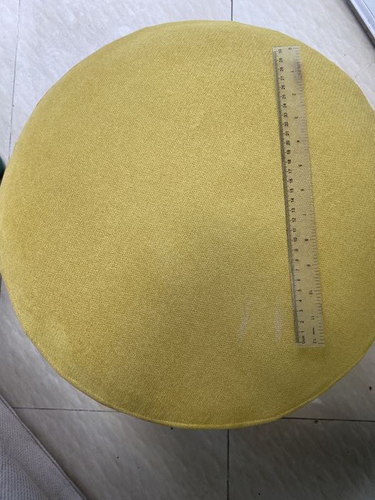 Текстилни табуретки