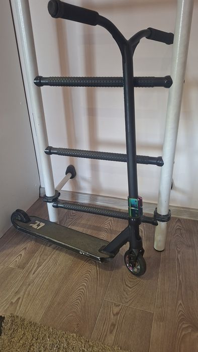 Самокат трюковой