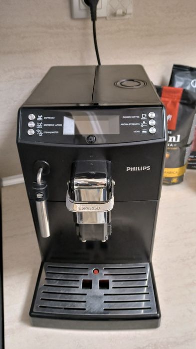Кафеавтомат с капучинатор Philips HD8841/Saeco Minuto