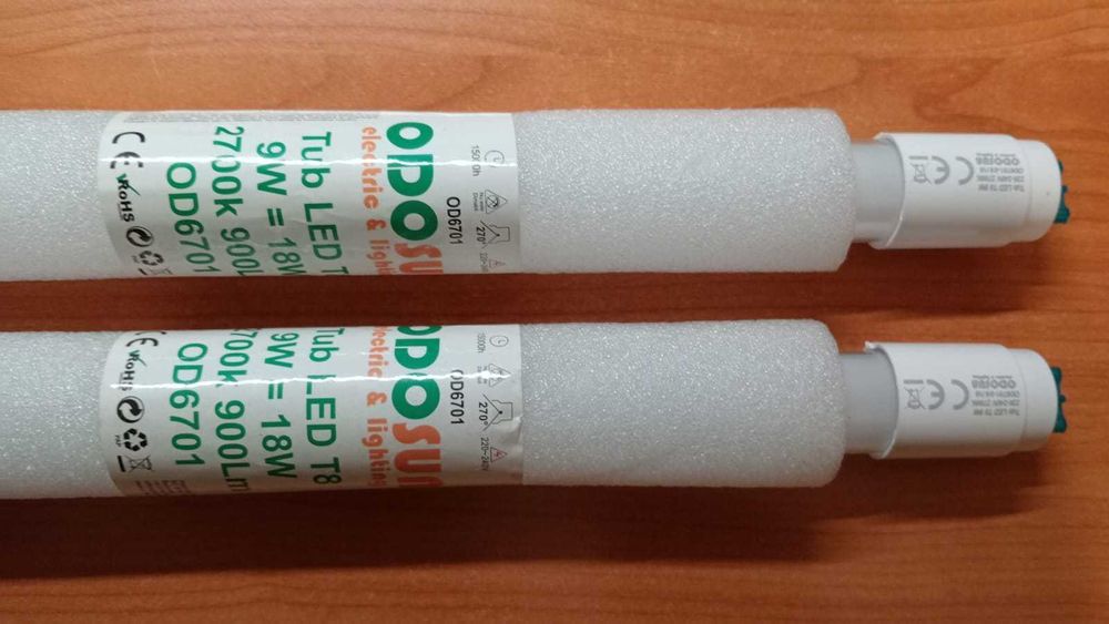 Bec LED 9W ce inlocuieste tub neon clasic. 2 buc. Lumina calda 2700K