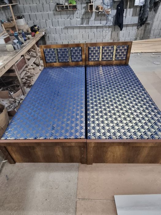 1kishilik divanlar optim narxda. Dastafka xizmati yoʻq.