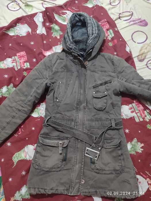 женские одежда все састаяние отлично  размер 46.48