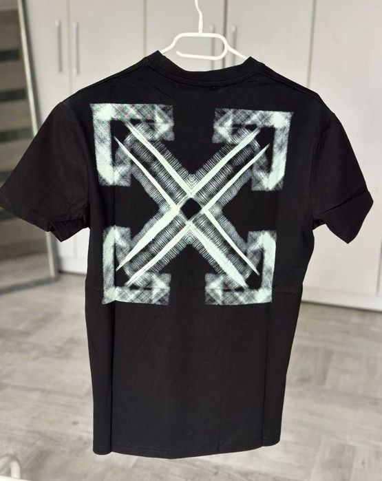 Tricou alb Off-White nou, cu eticheta. Calitate