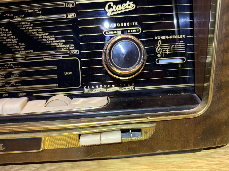 Radio lampi / tuburi Graetz Sinfonia 522