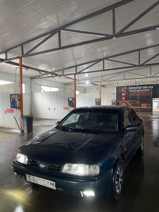 Nissan primera P10