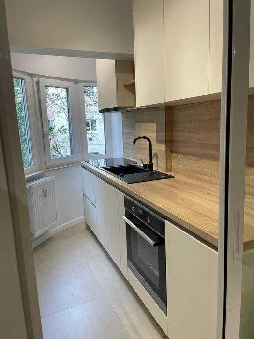 PF închiriez apartament cu o cameră, str.Muncitorilor