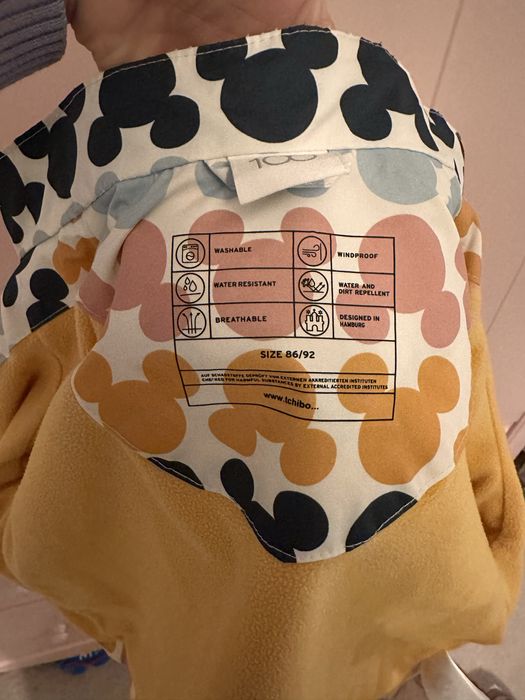 Set sapopetă + geacă anti vânt ploaie Disney mărimea 86 92