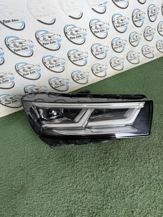 Far dreapta Audi Q5 80A full led matrix