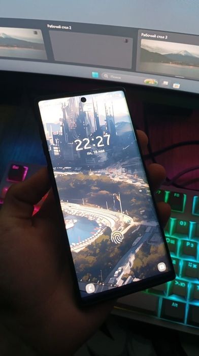 Продам Samsung Note 10
