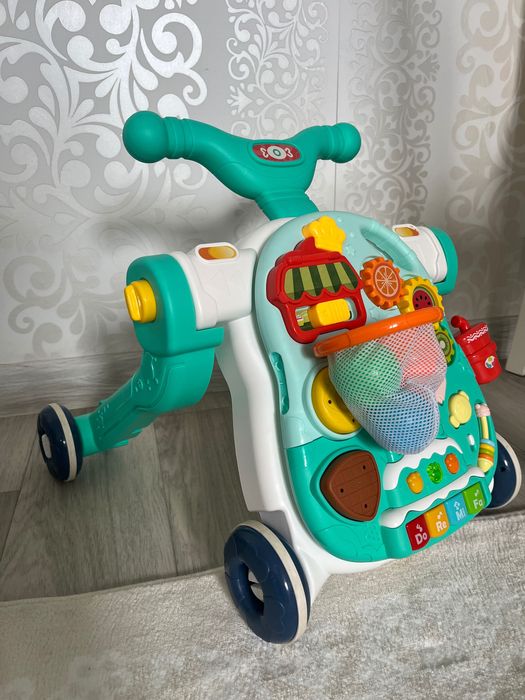 Продам игрушки, машинки, толокар