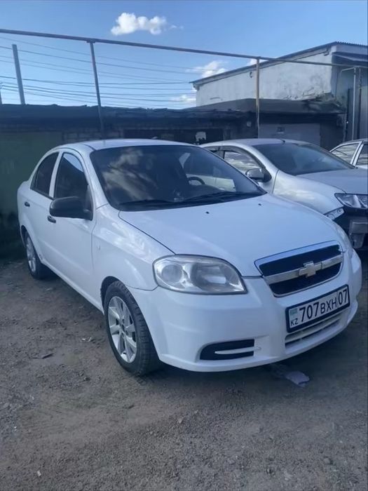 Продам шевролет авео